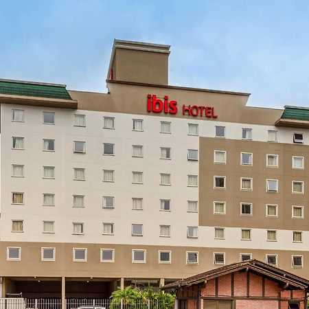 Hotel Ibis Blumenau Extérieur photo