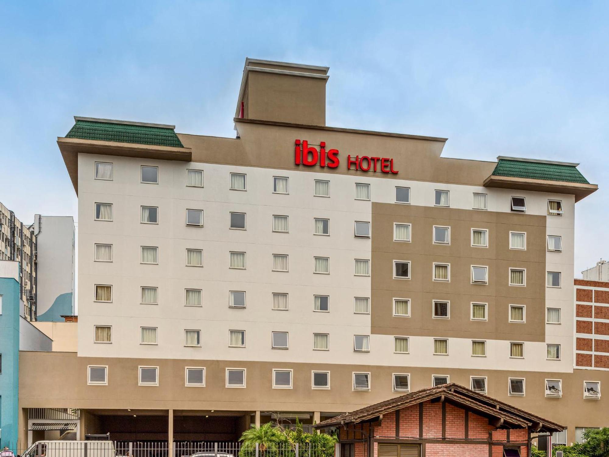 Hotel Ibis Blumenau Extérieur photo