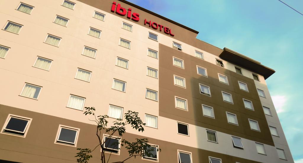 Hotel Ibis Blumenau Extérieur photo